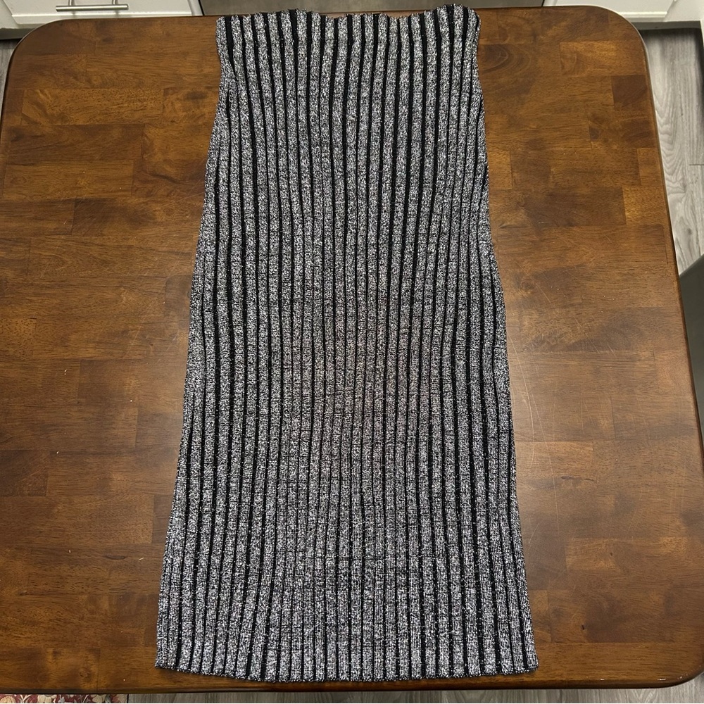 Cinq A Sept Cielo Metallic midi Skirt Size Medium - Picture 3 of 10